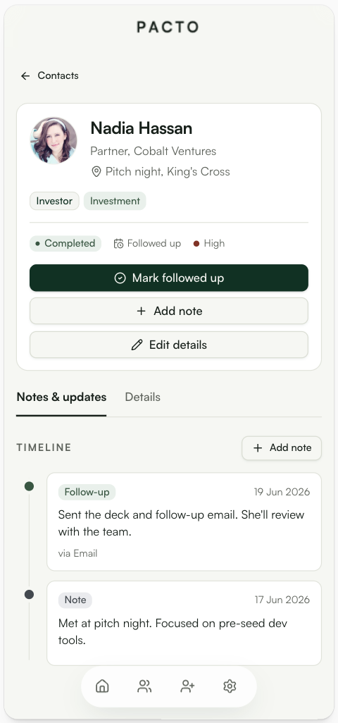 Pacto contact detail screen showing follow-up status and timeline